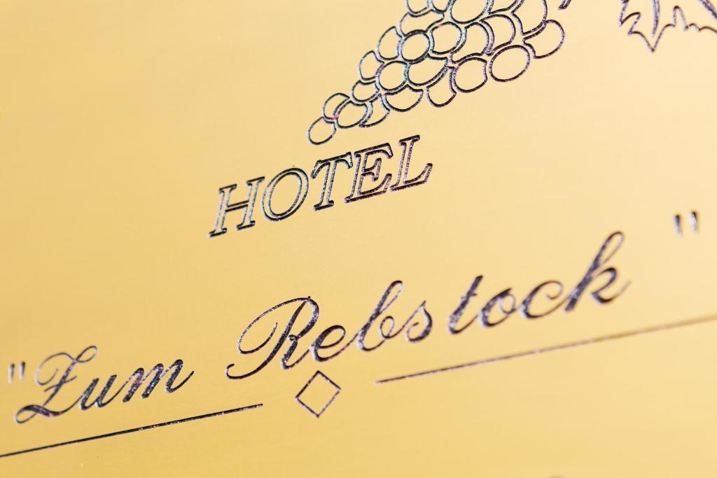 Hotel garni Zum Rebstock Naumburg  Zimmer foto